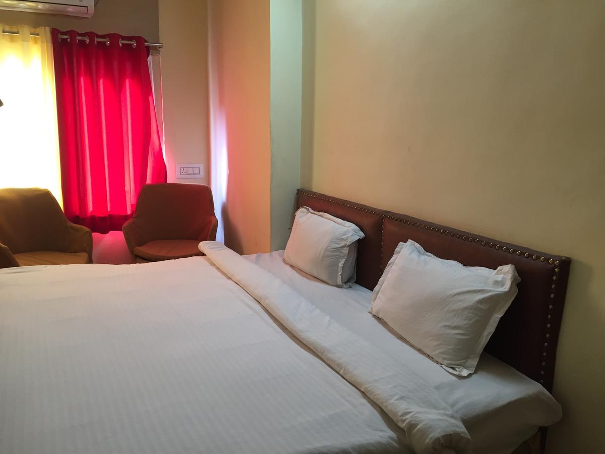 Hotel Ashirwad Udaipur Ngoại thất bức ảnh