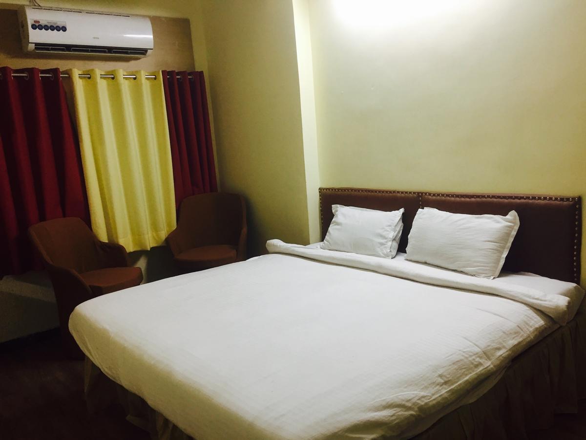 Hotel Ashirwad Udaipur Ngoại thất bức ảnh